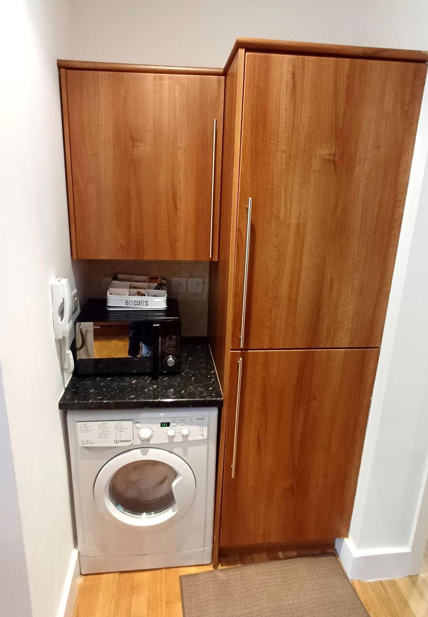 Olympia 2 Bed Terrace * Londra