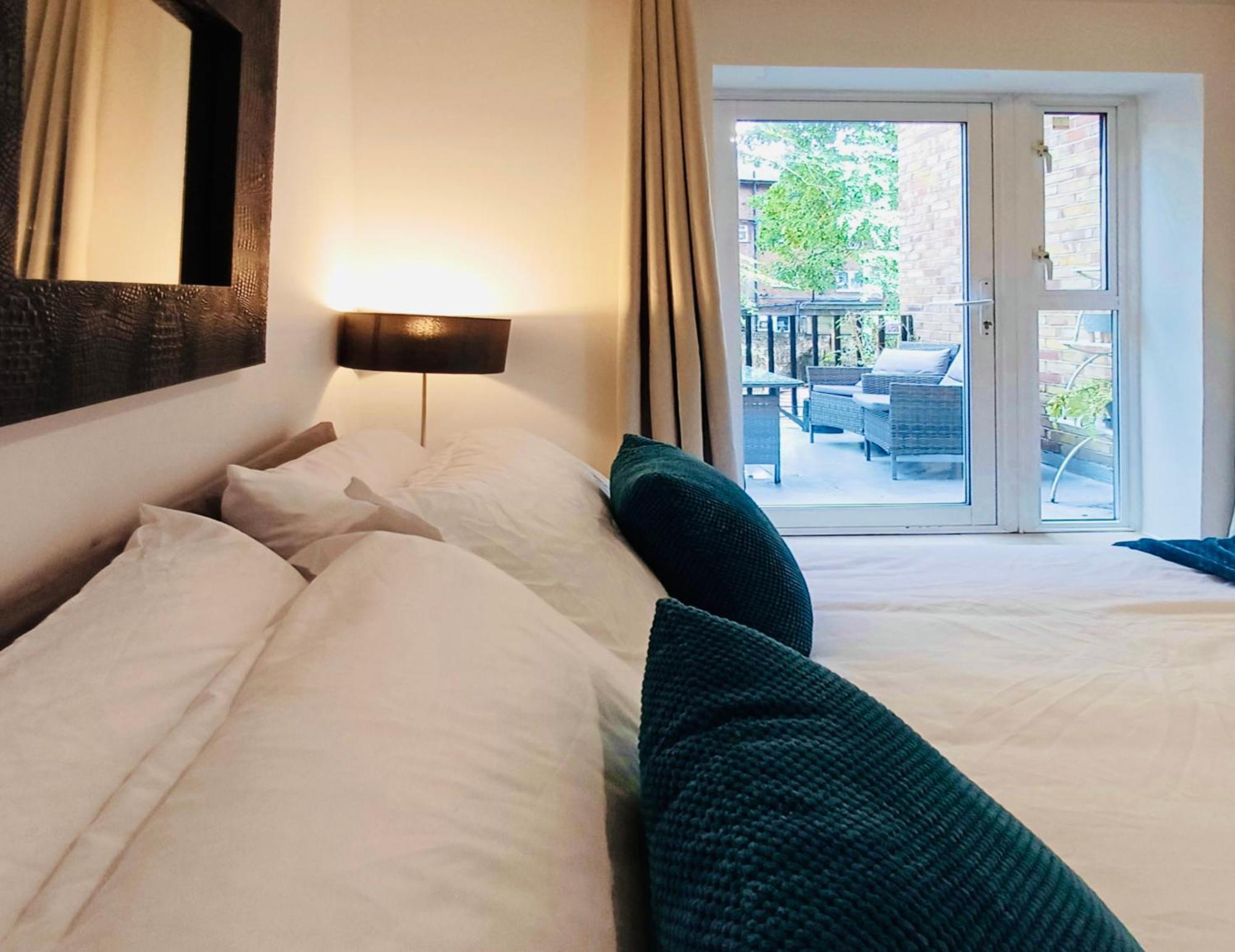 Appartamento Olympia 2 Bed Terrace Londra